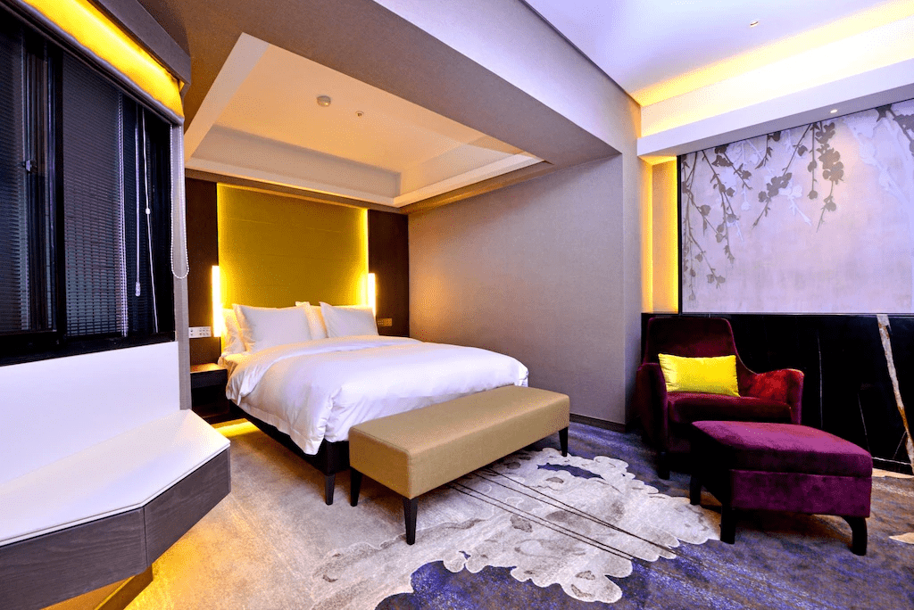 在台北的日常裡停留一晚，住進兄弟大飯店，讓生活慢慢變得簡單而安心