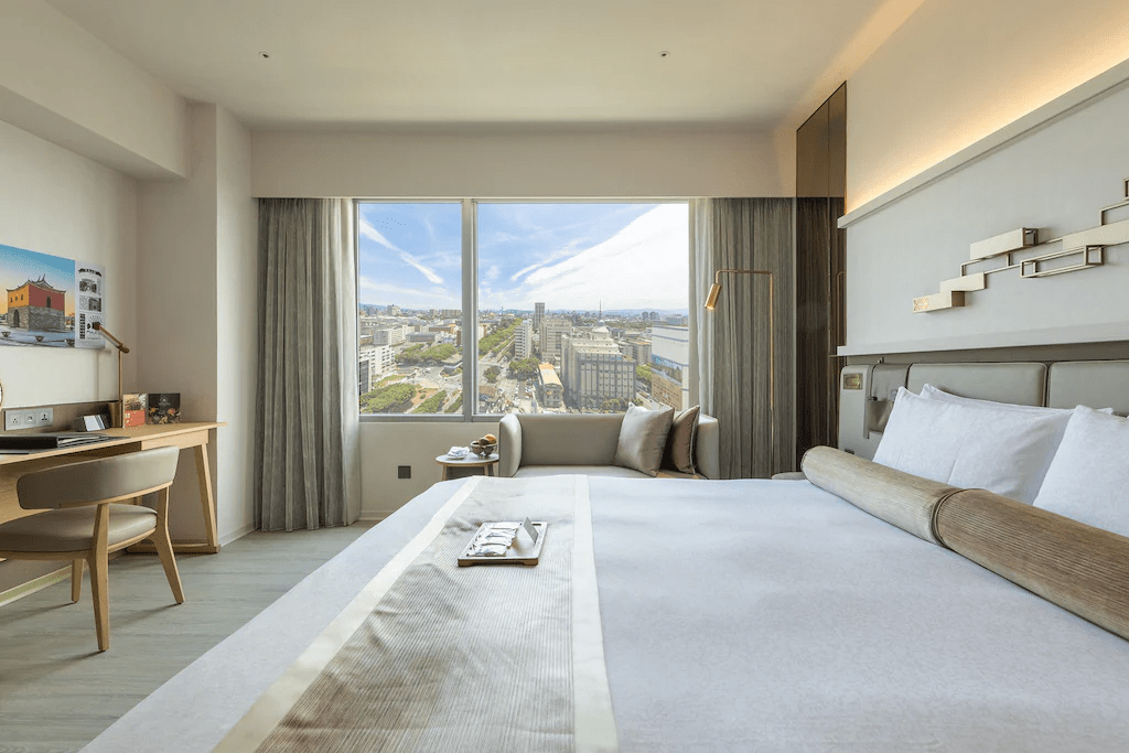 在西門與中正之間住進台北花園大酒店，讓城市與綠意交織成生活的溫度