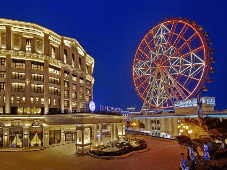 在高雄山城的陽光裡住進義大皇家酒店，讓假期慢慢展開成一段生活風景