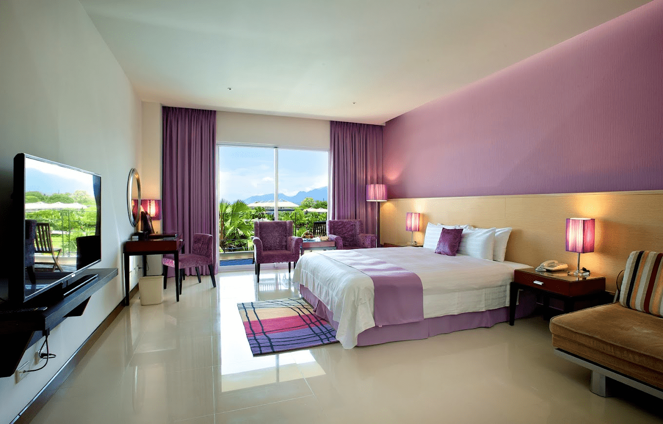 把城市留在遠方入住日暉國際渡假村，在田野與風之間找回最純粹的自己