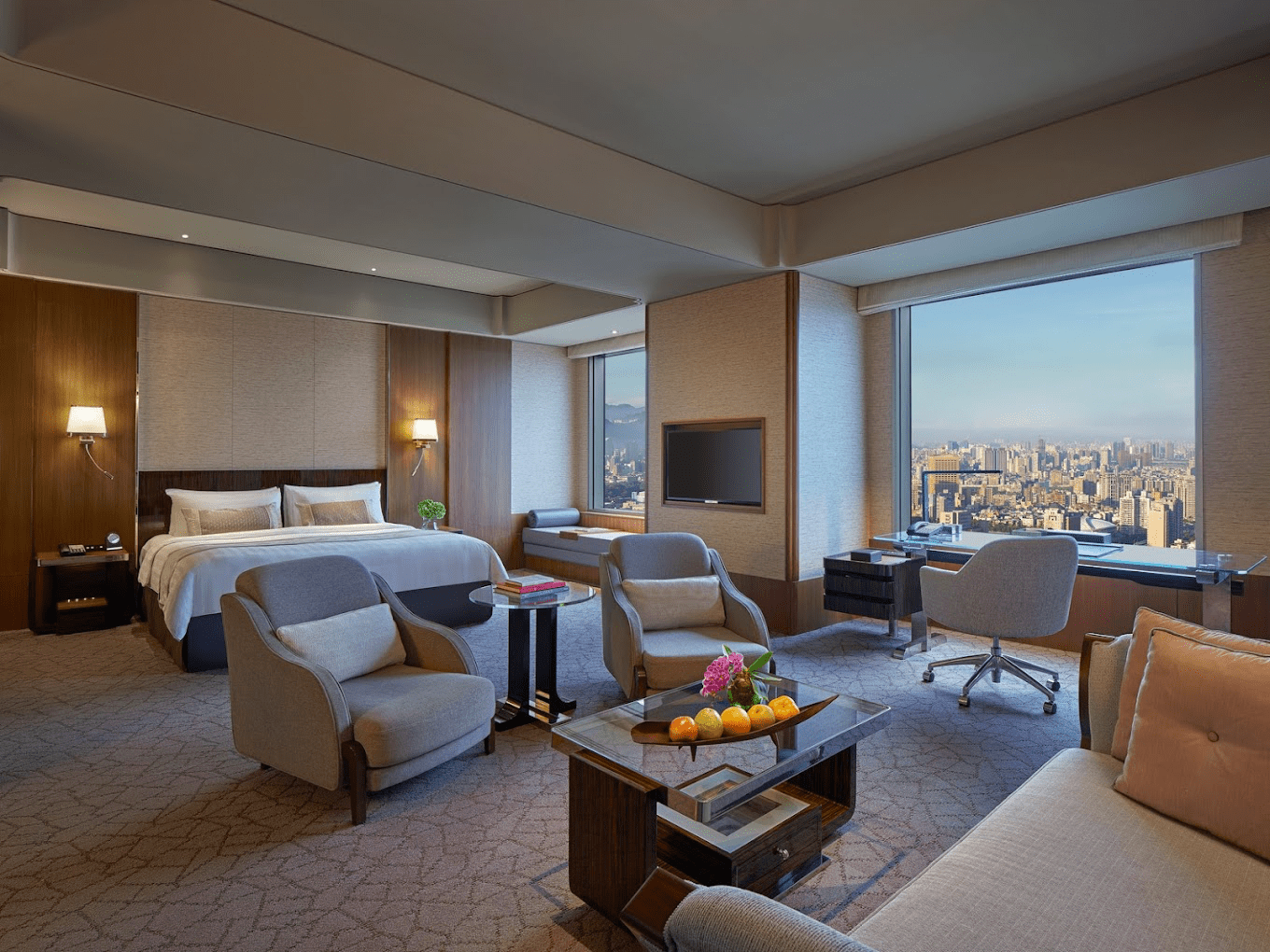 在台北的夜裡住一晚台北遠東香格里拉，讓忙碌慢慢轉為一段深刻的風景