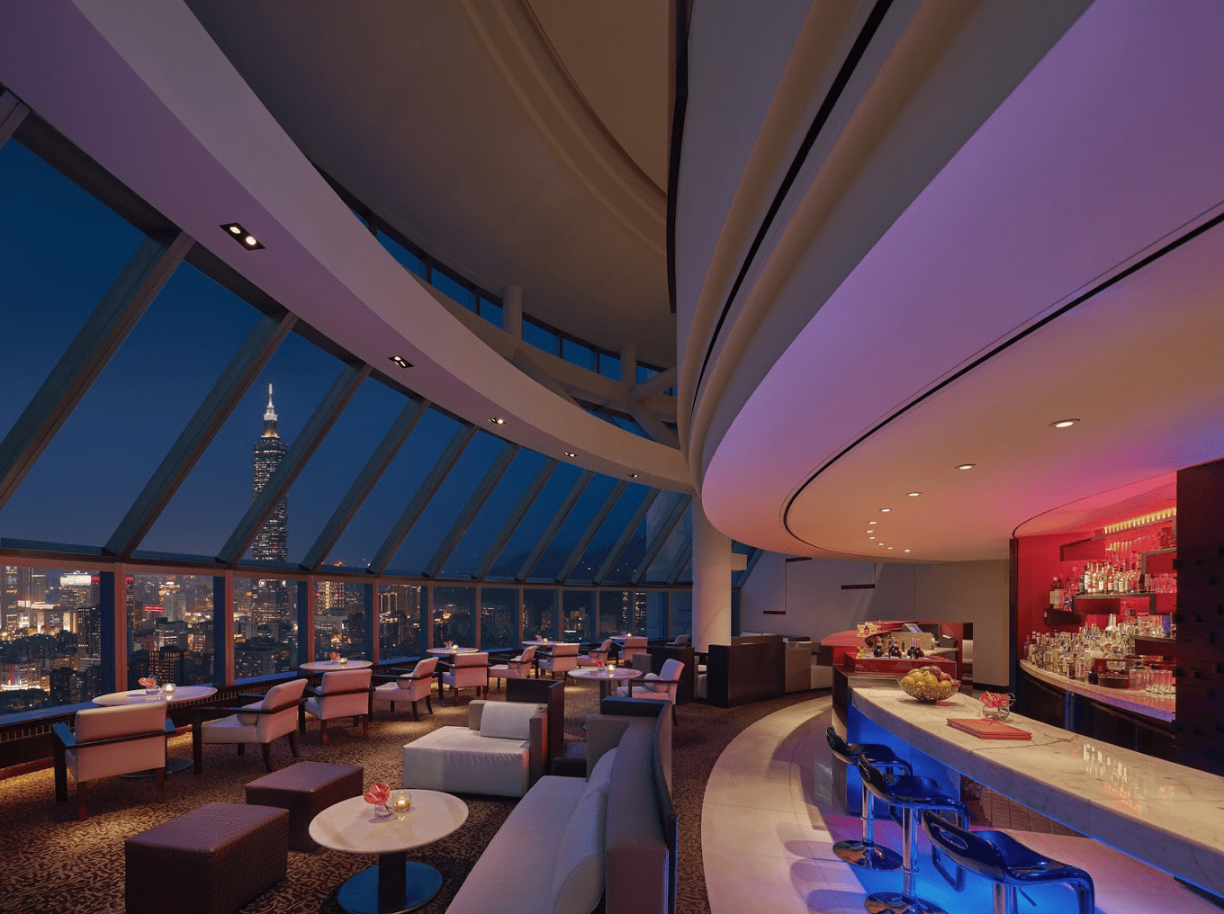 在台北的夜裡住一晚台北遠東香格里拉，讓忙碌慢慢轉為一段深刻的風景