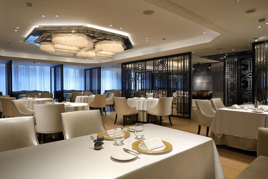 一段不被打擾的台北時光，從亞都麗緻大飯店開始延伸成柔軟深刻的記憶