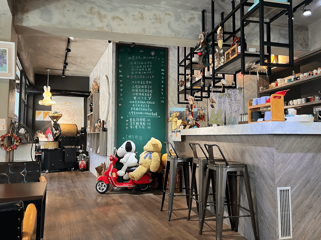 瑞里小公主咖啡火鍋整體環境空拍或遠景