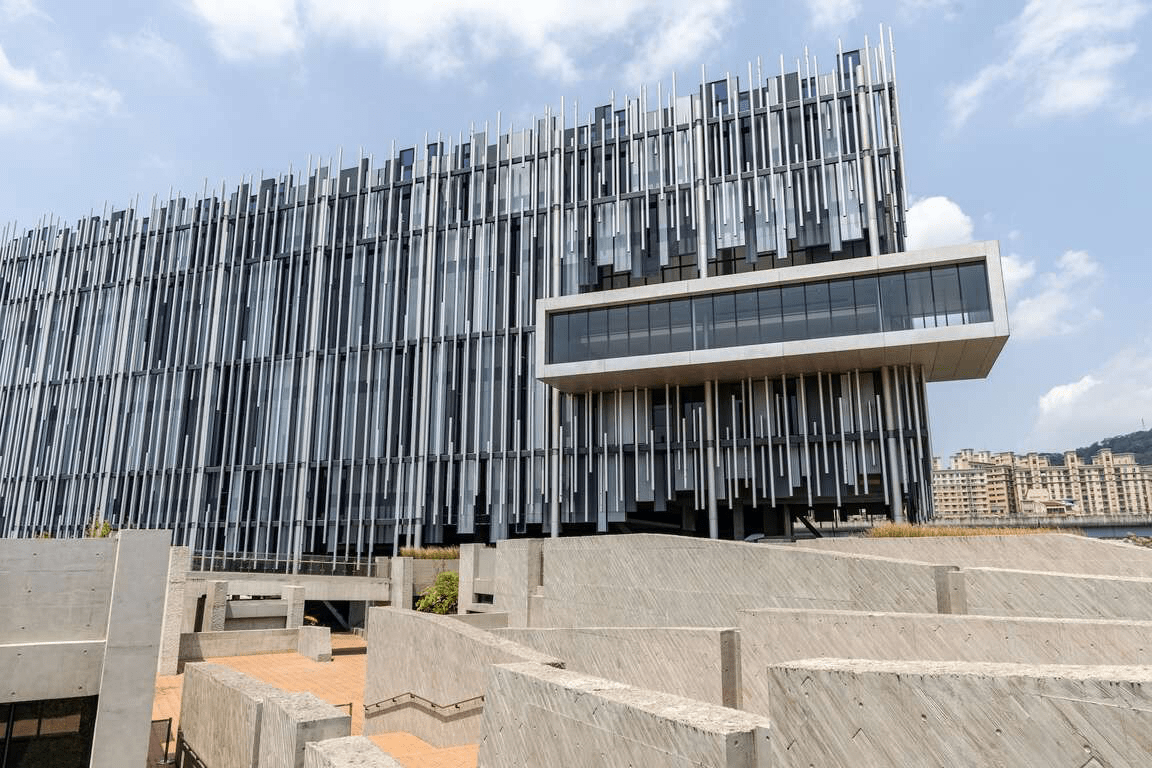 當代藝術遇見流動建築語彙,新北市立美術館寫下城市最溫柔的文化風景