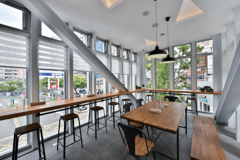 住進台中純白美學旅宿！希堤微旅平日入住送精緻 Brunch 套餐