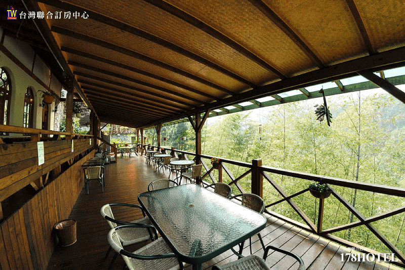 溪頭新明山木屋渡假村｜雙人一泊三食＄2380元起 升等家庭房 含早餐下午茶晚餐 森林木屋度假