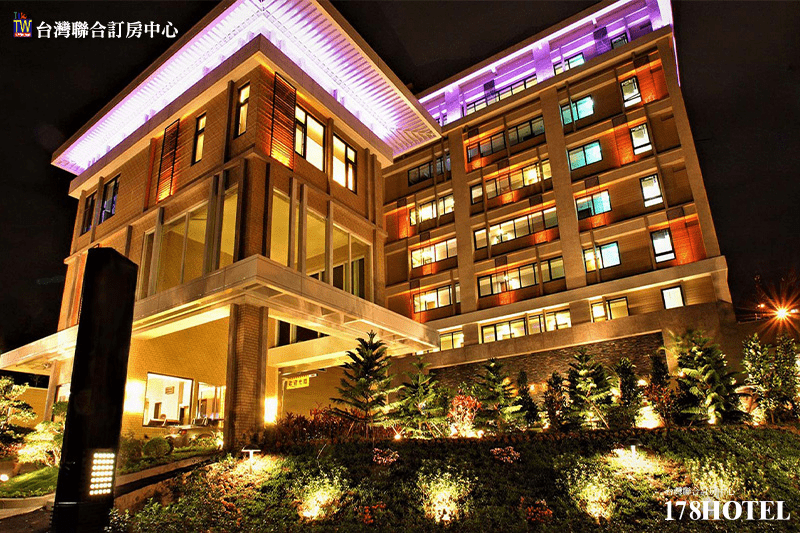 挪威森林MOTEL淡水森森館｜森森雅緻雙人房＄1499元 起 含早餐，鄰近紅樹林捷運站