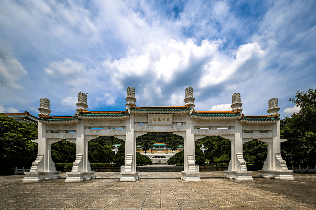 在外雙溪的山風裡，國立故宮博物院收藏的不只是文物，而是文明的記憶