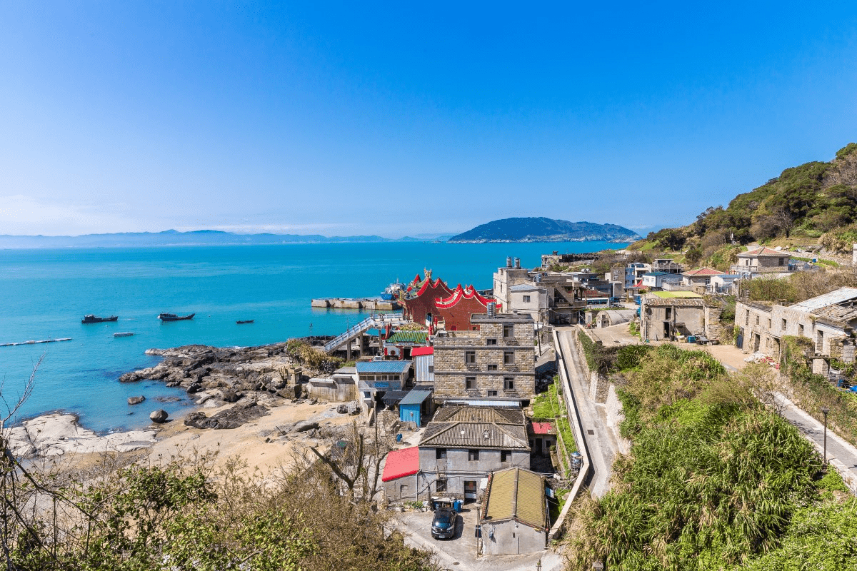 馬祖北竿大坵島與芹壁聚落慢旅行,沿著石屋階梯與海岸步道看見島嶼風景