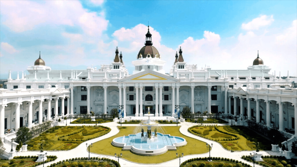 佐登妮絲城堡壯觀建築