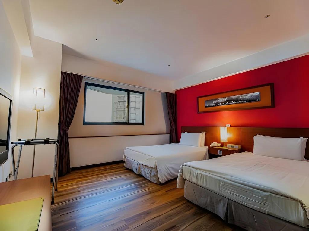 2026淡水輕旅行首選！島宇居酒店四人房每人不到500元，「會呼吸的旅館」引爆高CP值住宿熱潮