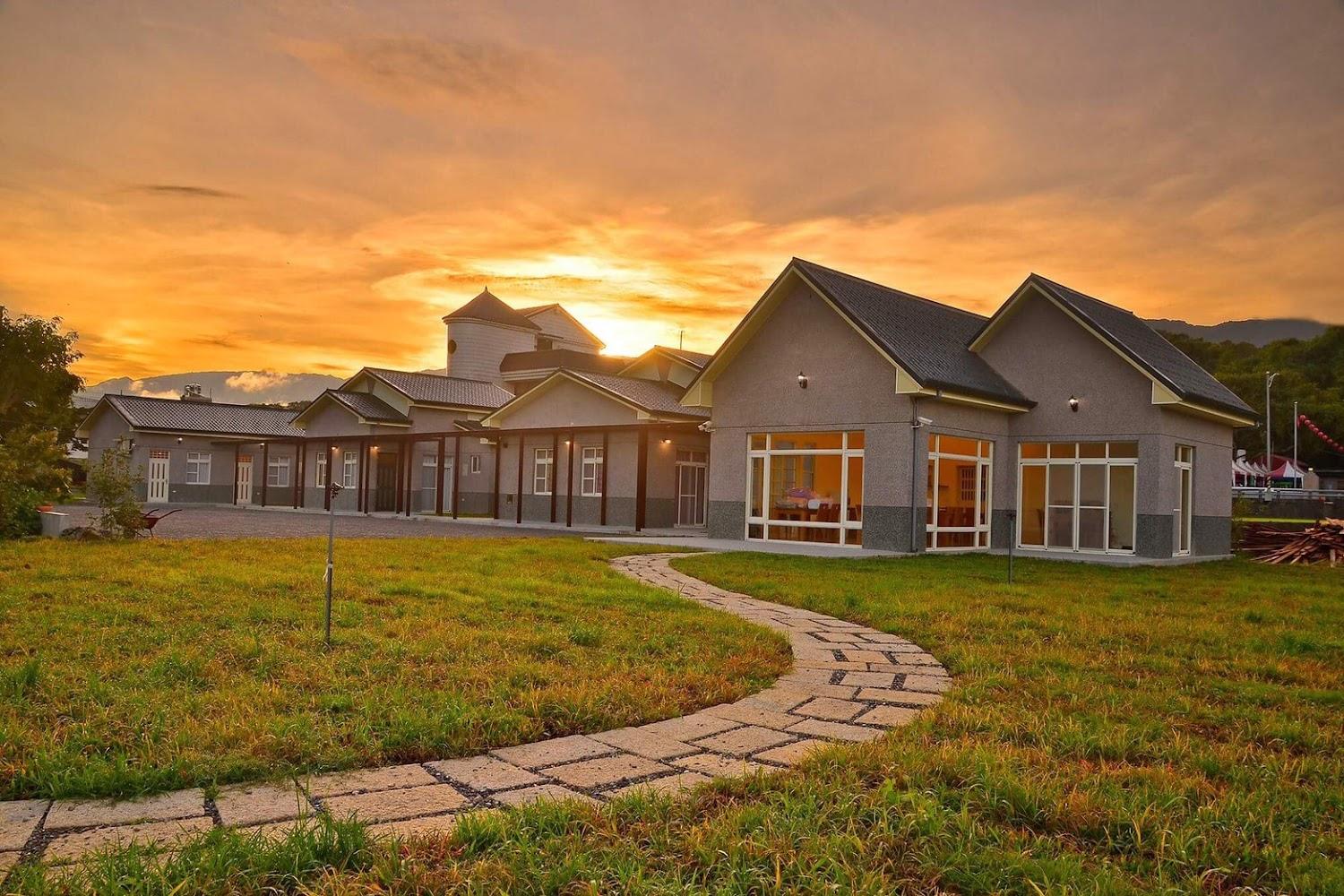 2026池上秋日旅遊攻略：台糖牧野領軍五大特色住宿，擁抱金黃稻浪與靜謐時光