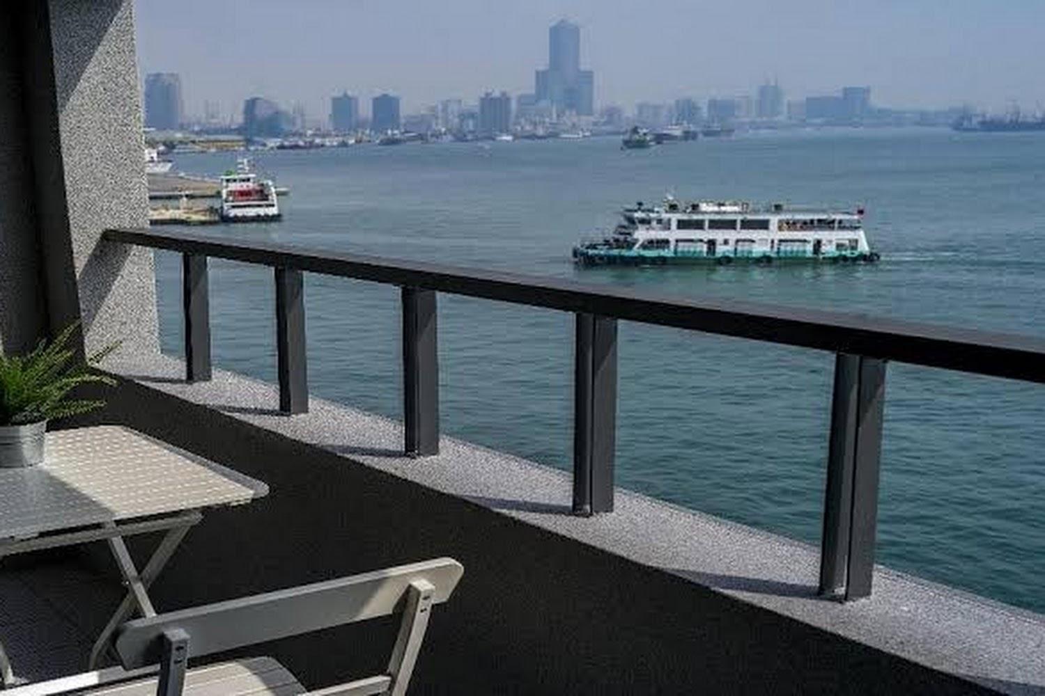 2026 高雄西子灣深度旅遊全攻略：追逐金黃夕陽、探訪英國領事館與哈瑪星港都風情