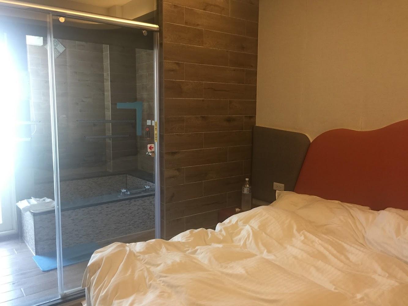 2026礁溪泡湯超狂優惠！美嘉美大飯店全新改裝，四人房一泊三食只要2,399元起，寵物也能同住