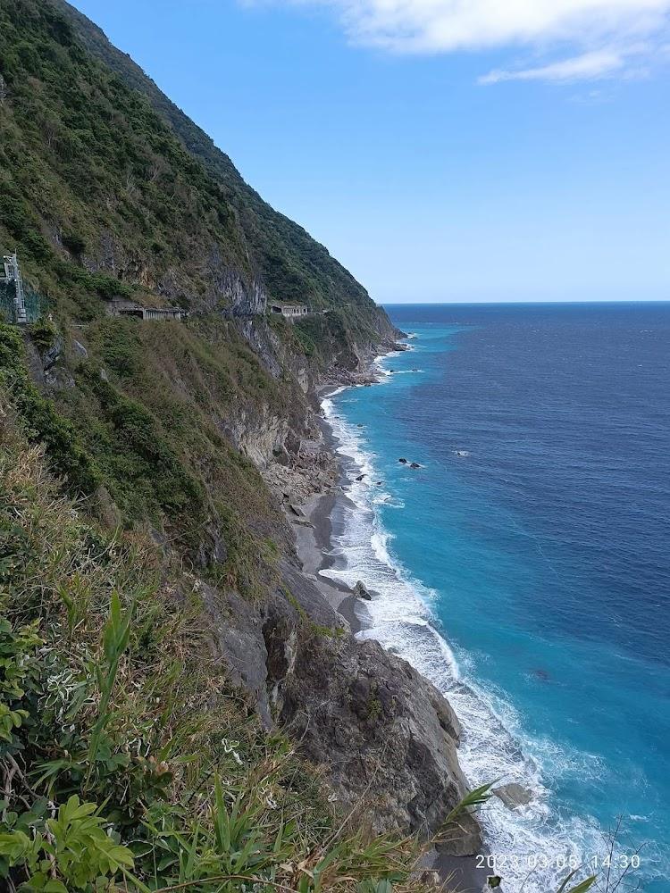 2026花蓮旅遊首選！清水斷崖絕美全攻略：走入世界級山海走廊，探訪神祕「清水藍」與壯闊地質奇景