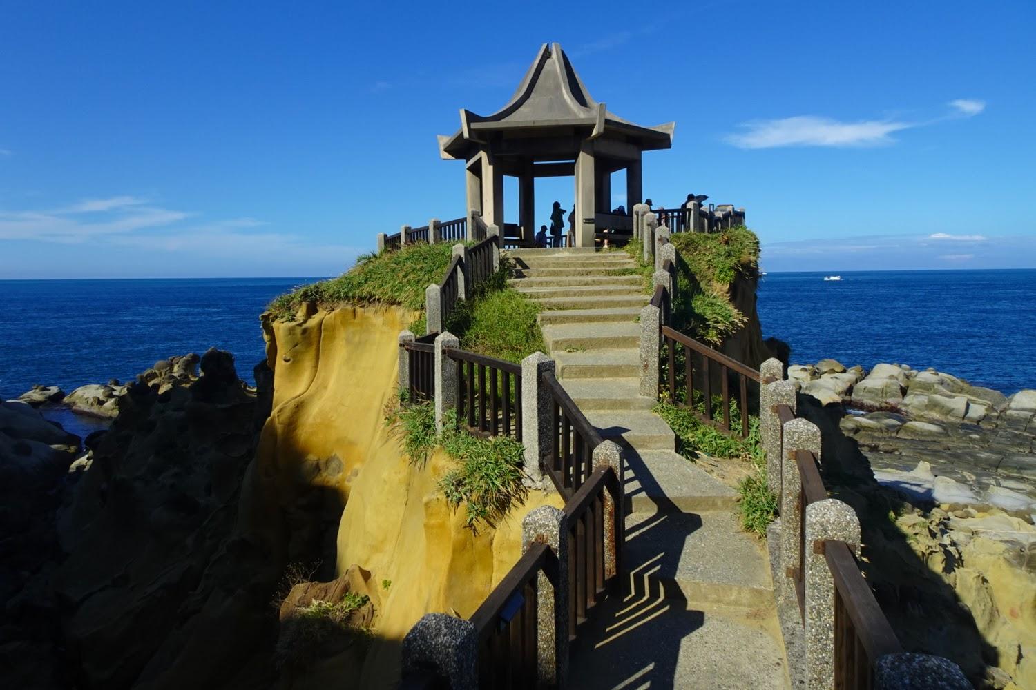 【2026基隆旅遊】和平島地質公園全攻略：走訪世界級地貌奇景、天然海水泳池與環山步道秘境