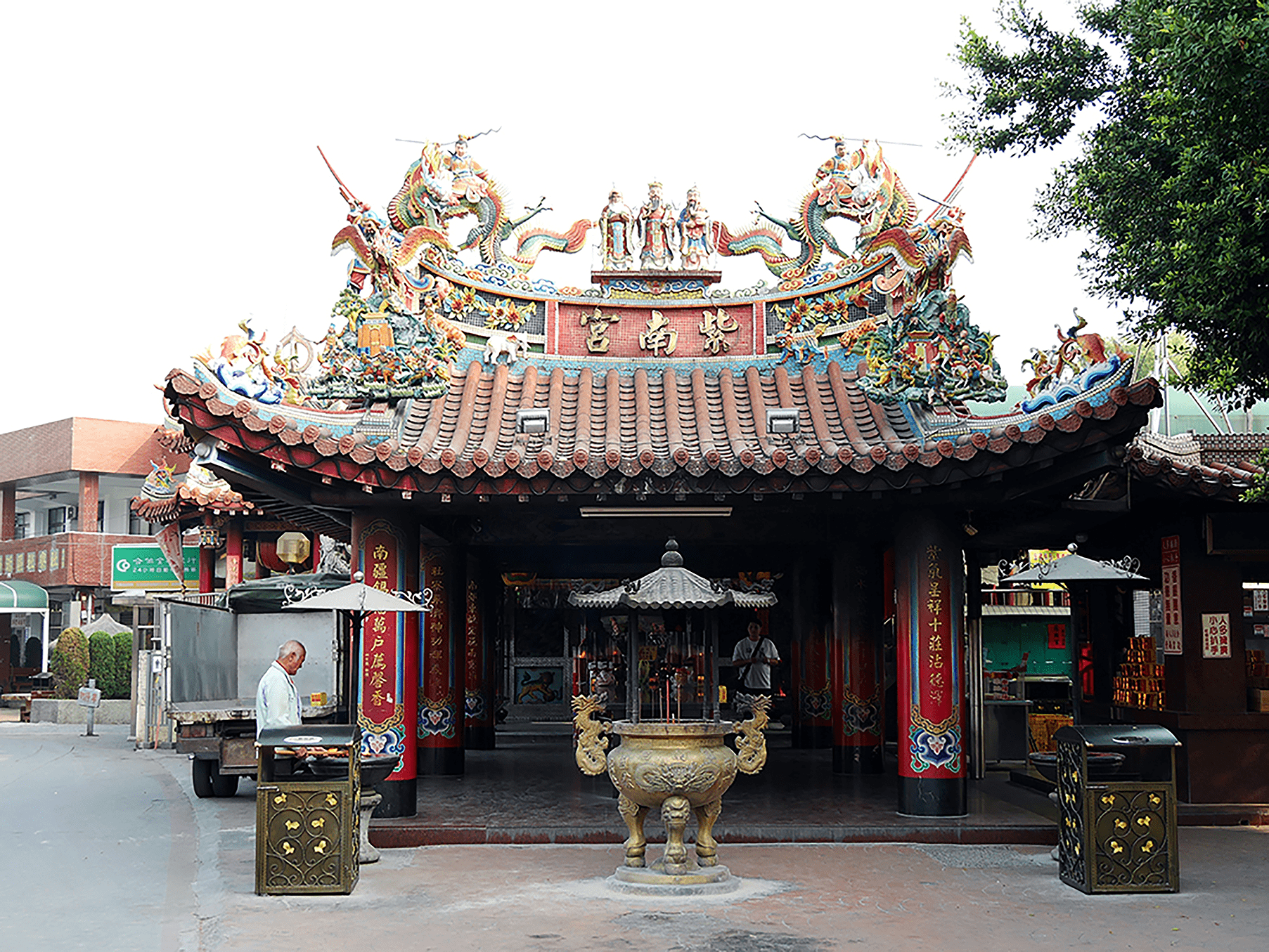 2026 南投竹山深度旅遊全攻略：紫南宮求財秘訣、忘憂森林秘境與小黃山地質奇觀全紀錄