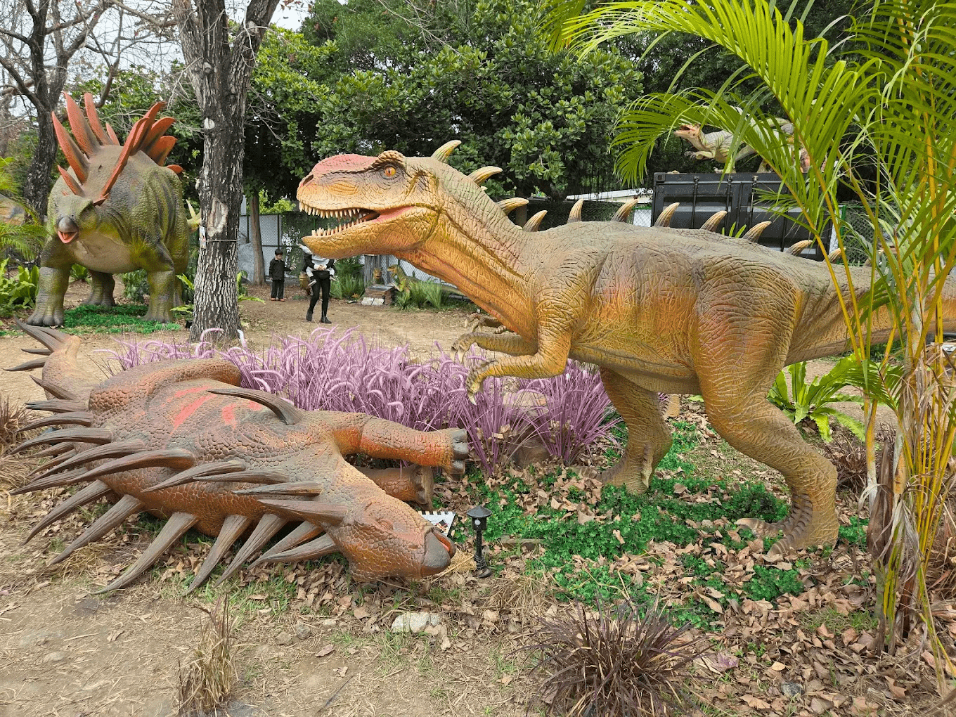 2026北投親子新地標!「恐龍大復活 關渡探險樂園」震撼開幕,1:1巨型暴龍、考古體驗引爆打卡熱潮