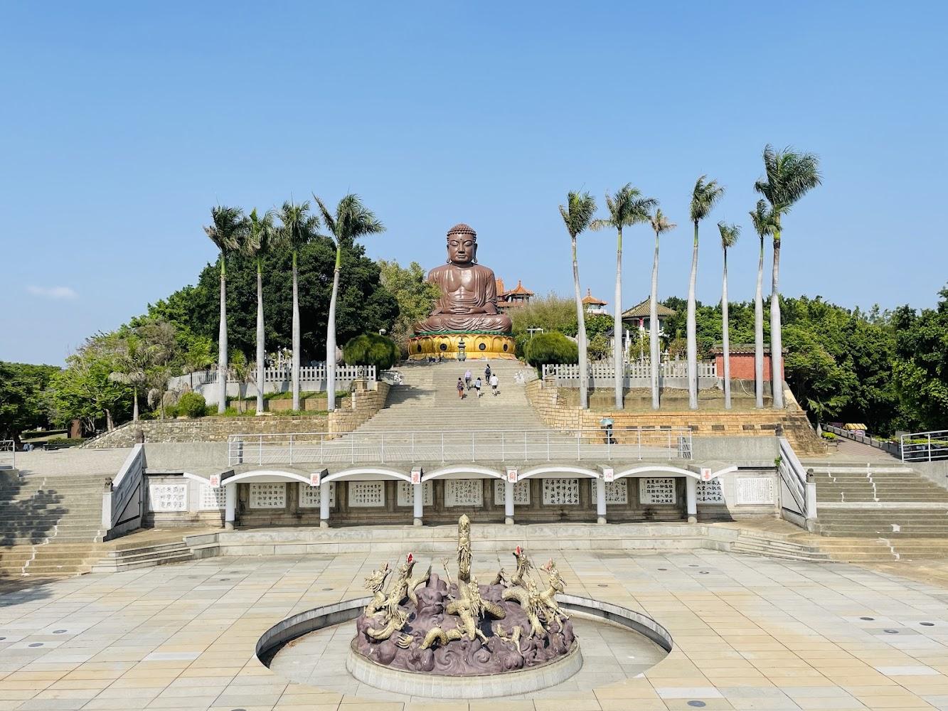 2026 彰化旅遊首選｜八卦山大佛風景區：走進莊嚴黑身大佛與絕美天空步道，俯瞰城市迷人夜景