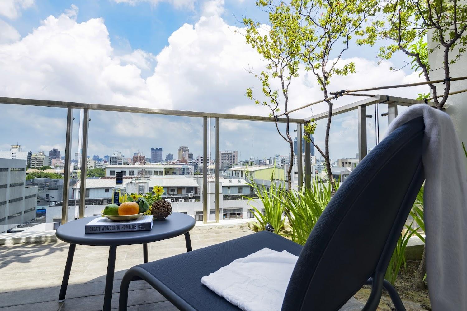 2026台中南區住宿推薦｜挪威森林台中文創館：文青設計結合親子天堂，$1580起的高CP值度假首選