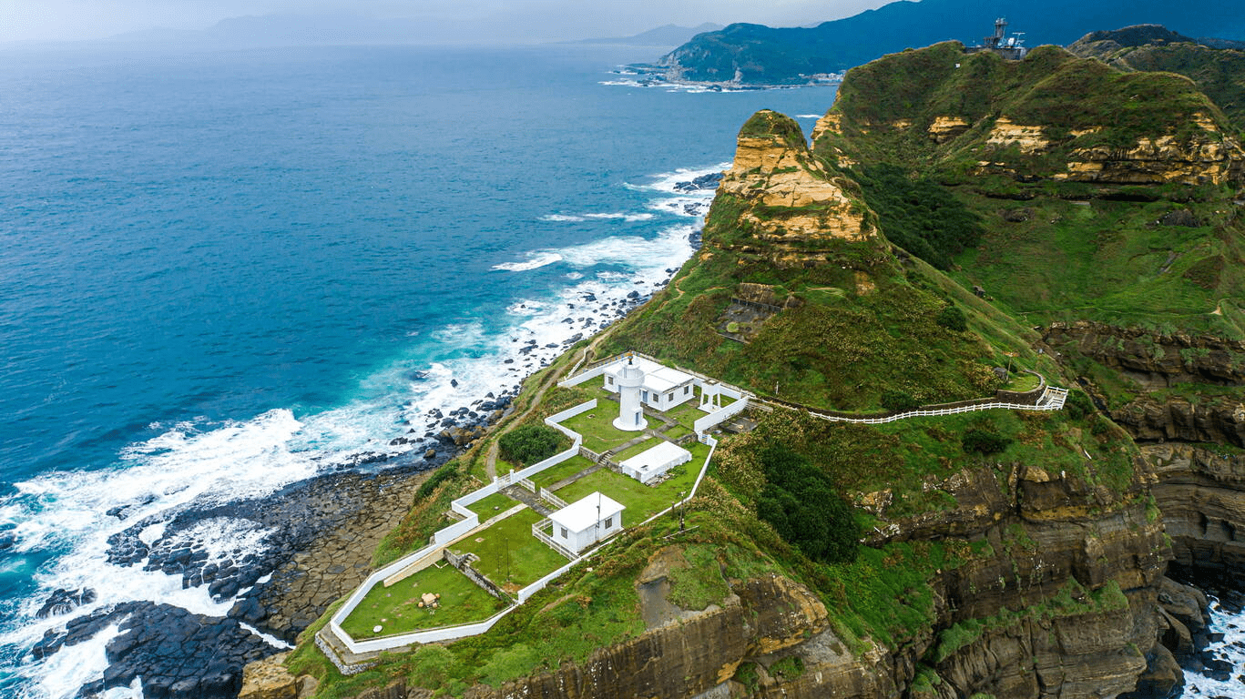 2026東北角海岸輕旅行全攻略：漫步龍洞、南雅與鼻頭角，擁抱北台灣最美海天一色