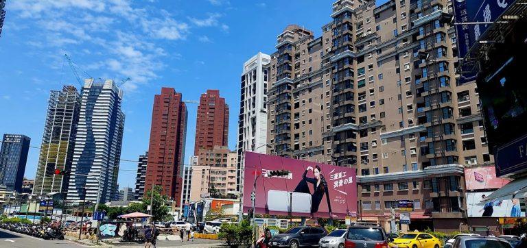 2026台中深度旅遊指南：都會藝文與自然秘境的完美交織