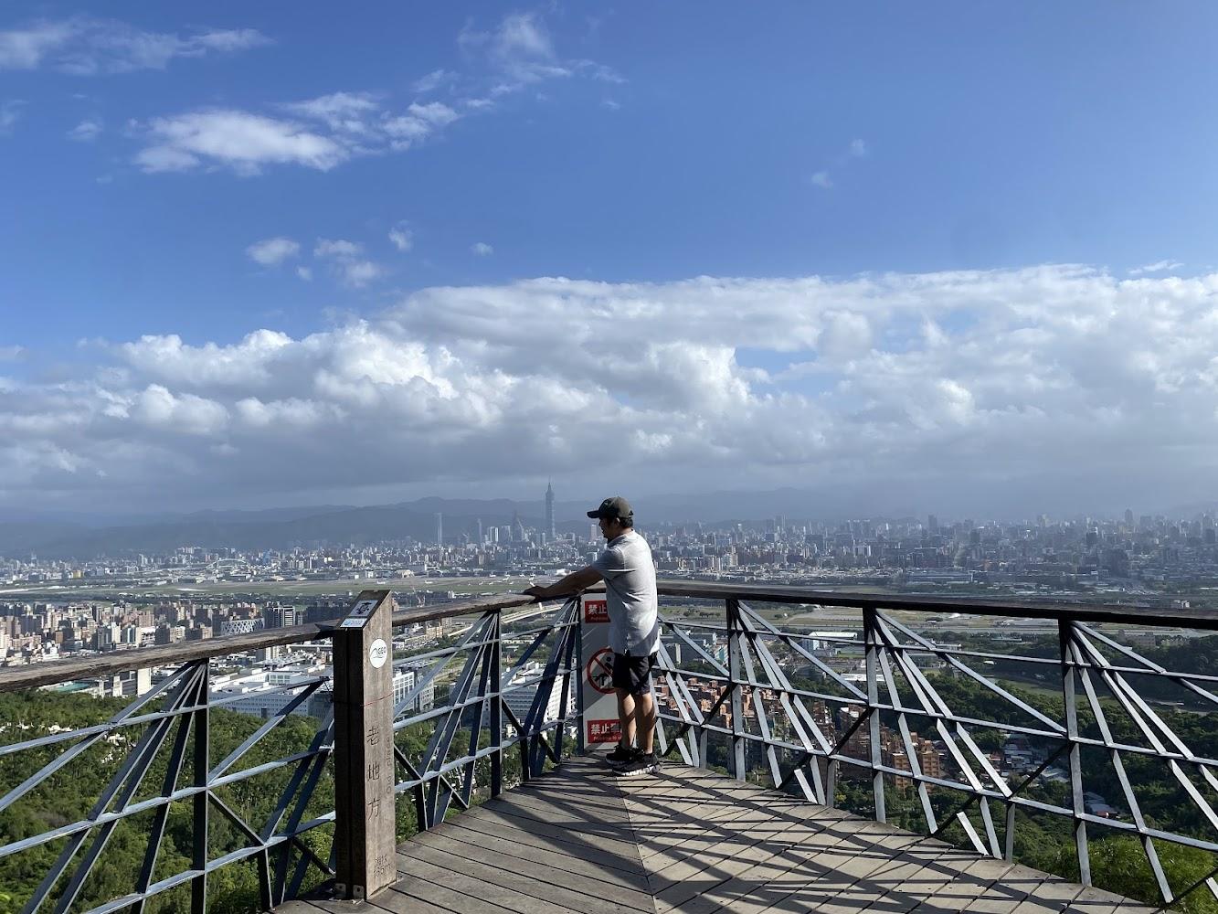 2026北台灣一日輕旅行攻略：從陽明山、老梅綠石槽到台北101，一場跨越山海與時空的感官盛宴