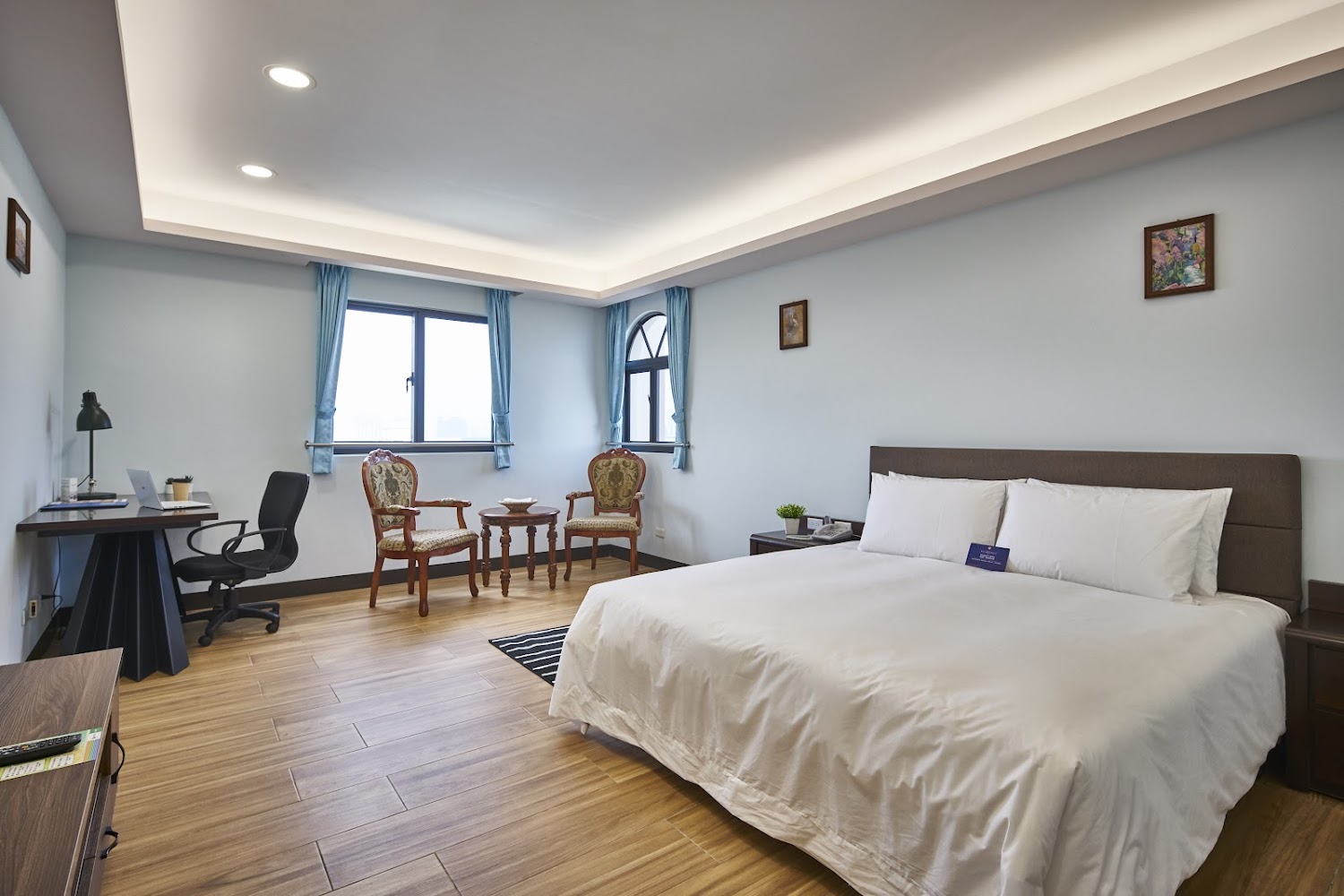 高雄仁武簡約旅宿新選擇！媚力泊飯店打造靜謐生活感，商務客與自駕族遠離喧囂的寧靜港灣