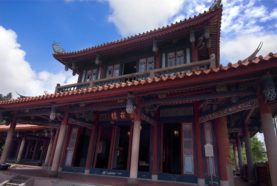 用一天完成台南古蹟深度遊，從官邸拱廊走到安平的鹹鹹海風