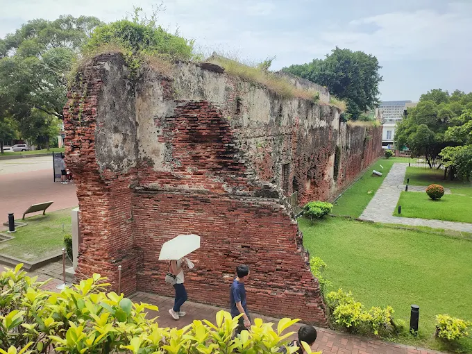 用一天完成台南古蹟深度遊，從官邸拱廊走到安平的鹹鹹海風