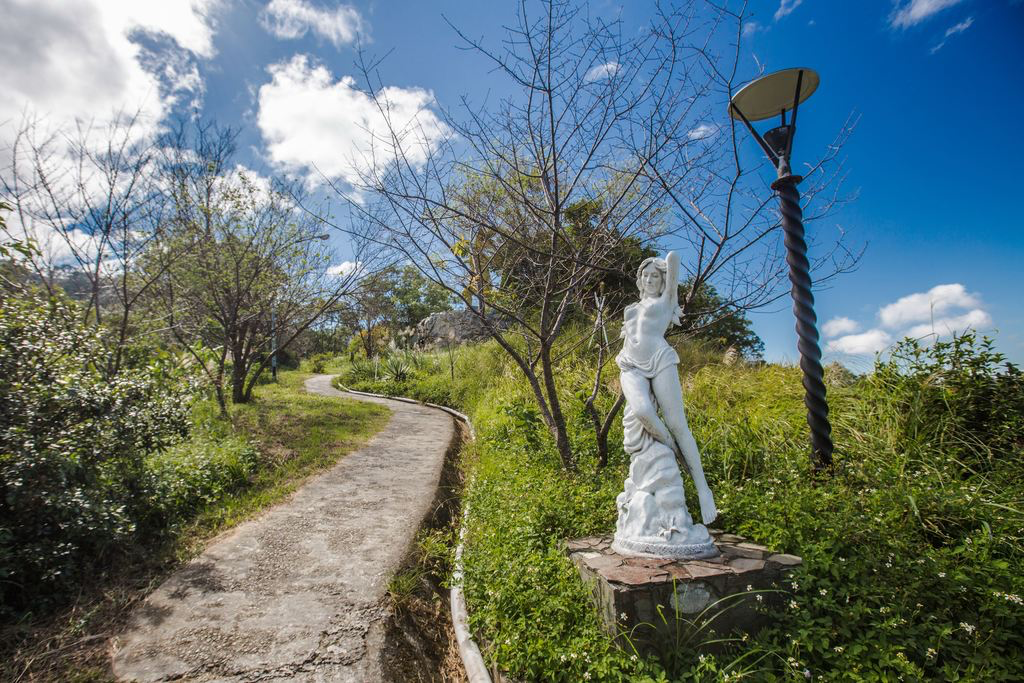 石門山不只是一座小百岳！登上桃園經典步道，把石門水庫與山城視野一次收藏