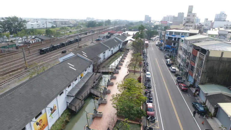 雲林斗南不只是一座車站小鎮!走進他里霧舊地名裡,把鐵道風景、藝文倉庫與廟埕人情味一次收進旅行裡