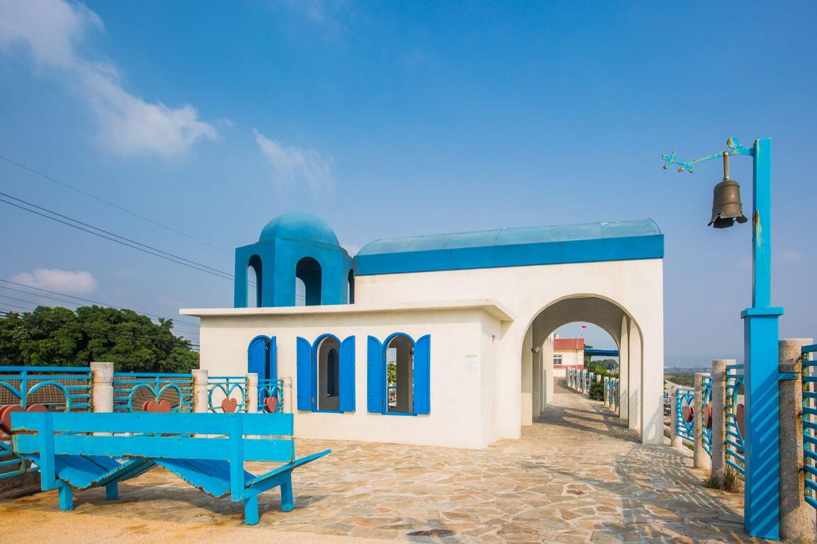 台中龍井不只有東海商圈!從藝術街、夜景步道到漁港海風,這座海線城區比想像中更好玩