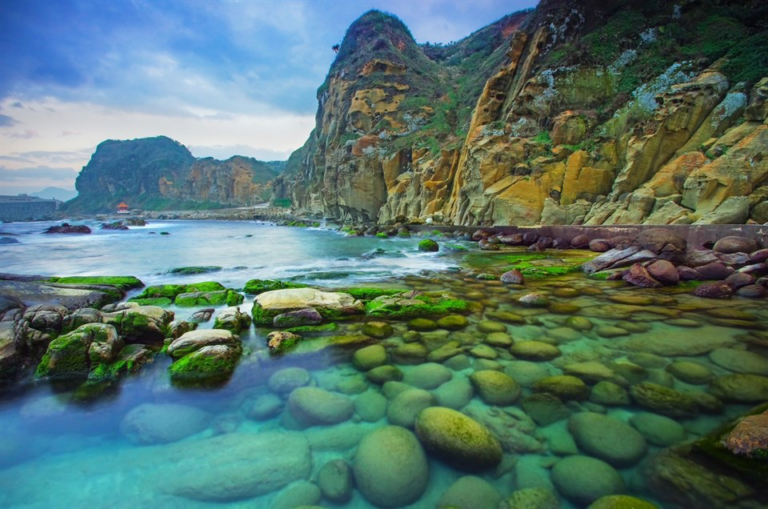 和平島阿拉寶灣開放季登場！基隆最美秘境海灣，再不去又要等一年