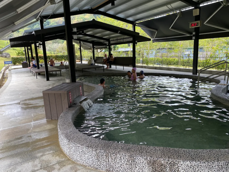 台南泡湯秘境不只有關子嶺！龜丹六二溫泉山房藏身山林，住進楠西感受慢旅行
