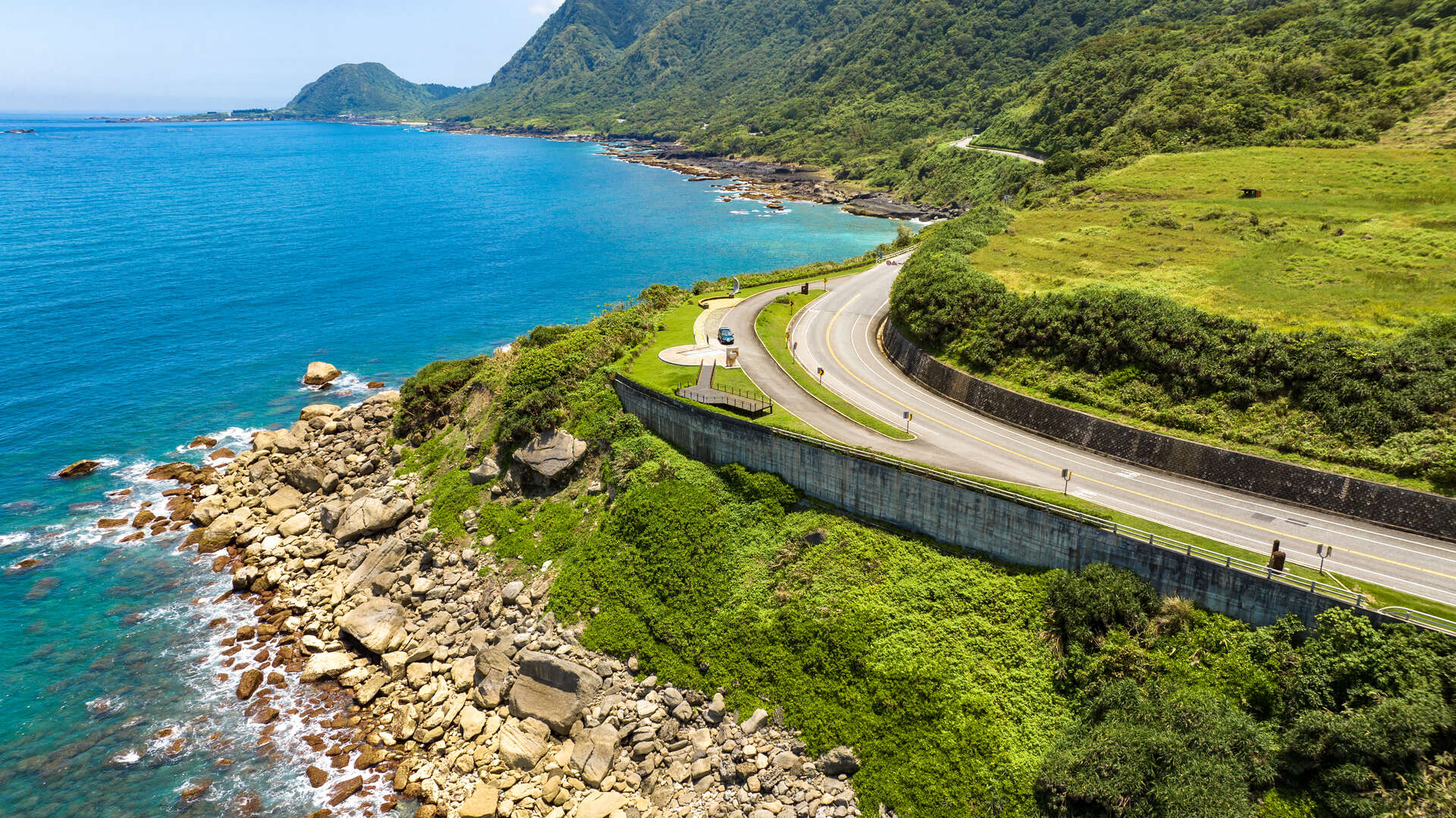 墾丁不只有大街能逛!大灣遊憩區藏著3公里海景沙灘,白天看海傍晚散步都超舒服