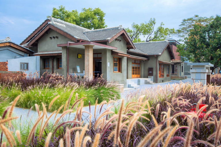 台南最有故事感的散步景點!走進水交社文化園區 眷村老屋與綠意地景一次收藏