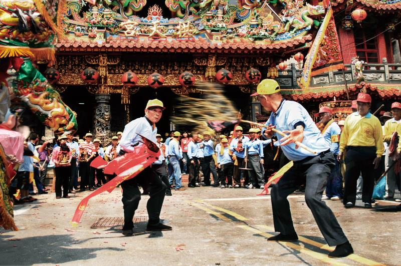 苗栗最有力量的信仰地標！走進白沙屯拱天宮　感受百年媽祖香火與海線小鎮的人情溫度