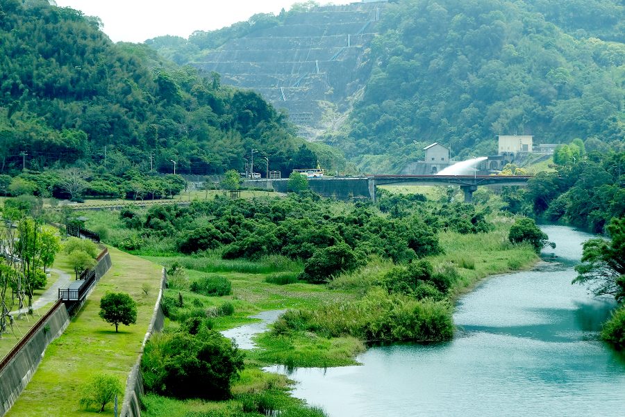 苗栗最值得衝一次的鐵道旅行！舊山線鐵道自行車不只穿隧道，還能高空看龍騰斷橋美景