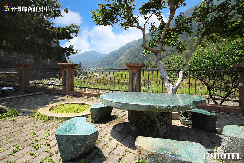 埔里療癒系住宿｜香亭溫泉民宿｜淡季雙人平日＄1999元 起，住進獨立湯屋房的靜謐假期