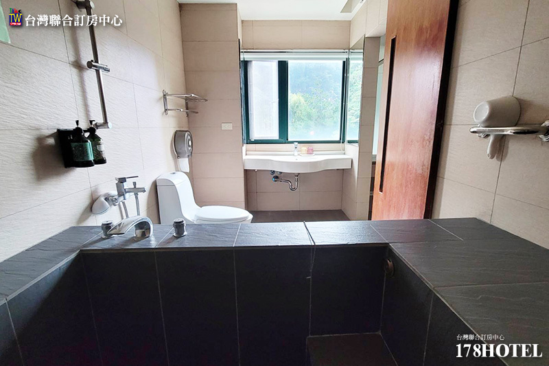 埔里療癒系住宿｜香亭溫泉民宿｜淡季雙人平日＄1999元 起，住進獨立湯屋房的靜謐假期