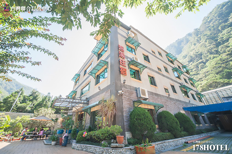 埔里療癒系住宿｜香亭溫泉民宿｜淡季雙人平日＄1999元 起，住進獨立湯屋房的靜謐假期