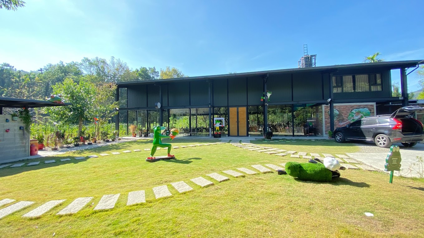埔里桃米必吃特色餐廳！有水居創意餐坊結合青蛙主題與在地料理，親子用餐超有氛圍