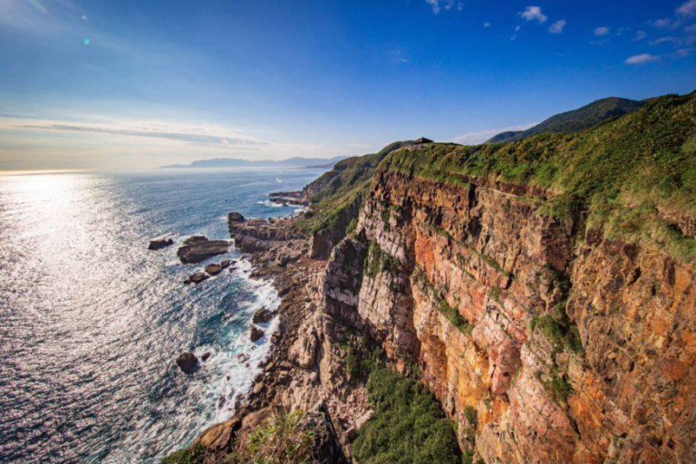 龍洞灣岬步道怎麼玩最值得？新北東北角絕美海岸步道，斷崖、海景、觀景平台一次收進行程