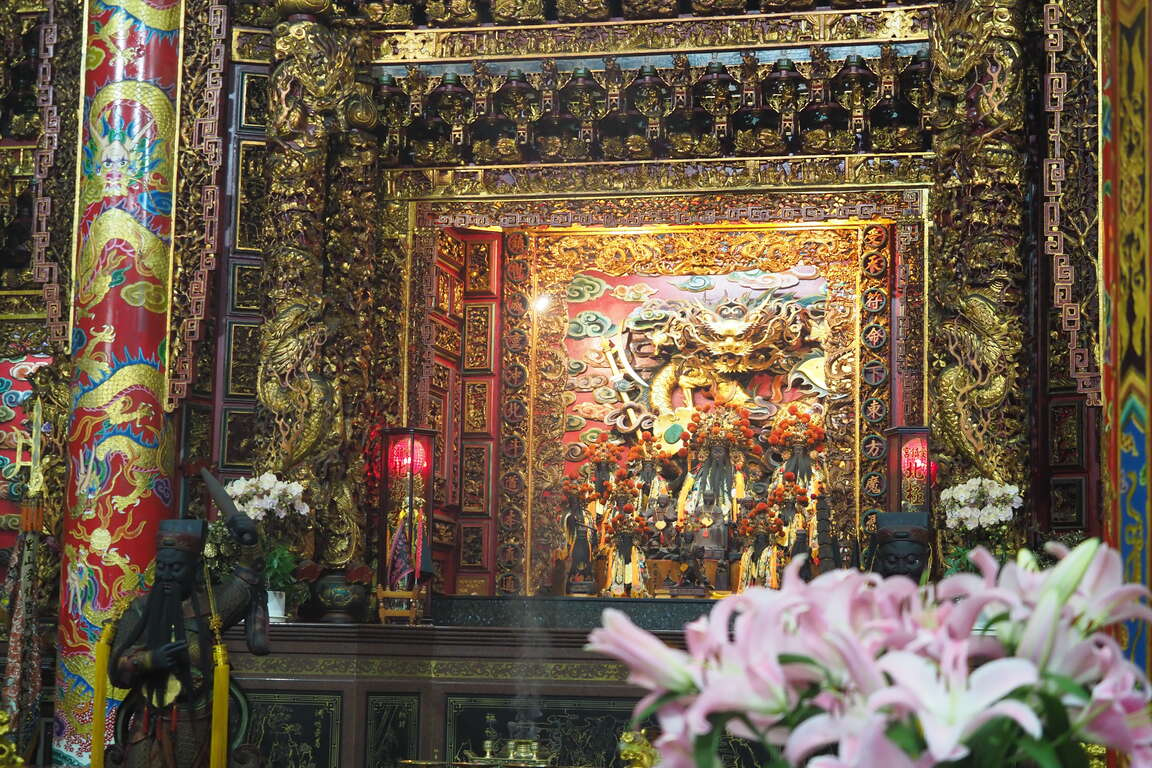 阿里山受鎮宮不只是參拜聖地！走進雲海森林裡的百年信仰地標 感受山城靜謐與傳奇色彩