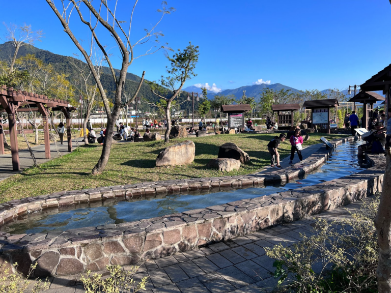 埔里福興溫泉區這樣玩!泡腳、散步、親子放電一次滿足,南投埔里新亮點愈來愈好玩