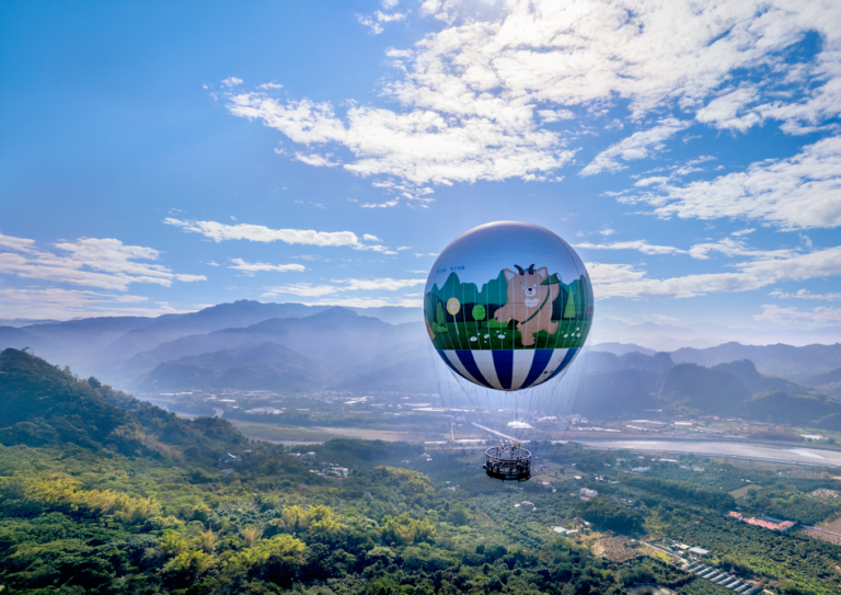 九九峰氦氣球樂園這樣玩！升空看南投山景，草屯最有話題的新地標真的很不一樣