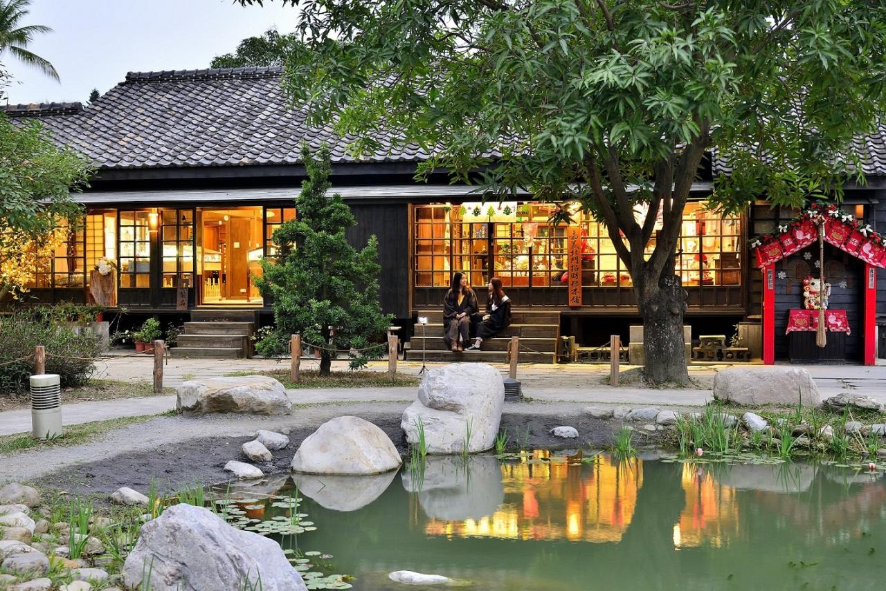 在檜意森活村與時間相遇的那一刻,讓思緒被帶走,只留下眼前純粹景色