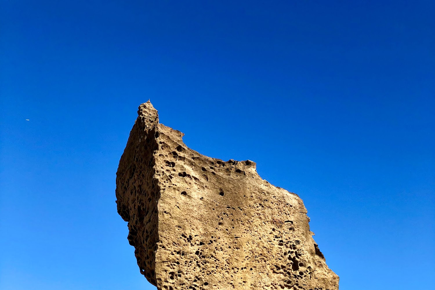 探訪野柳地質公園：北海岸皇冠上的明珠，見證大自然萬年鬼斧神工的藝術傑作